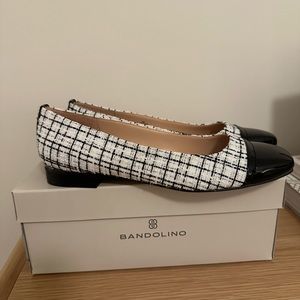 Like New Tweed Bandolino Flats | Size 8
